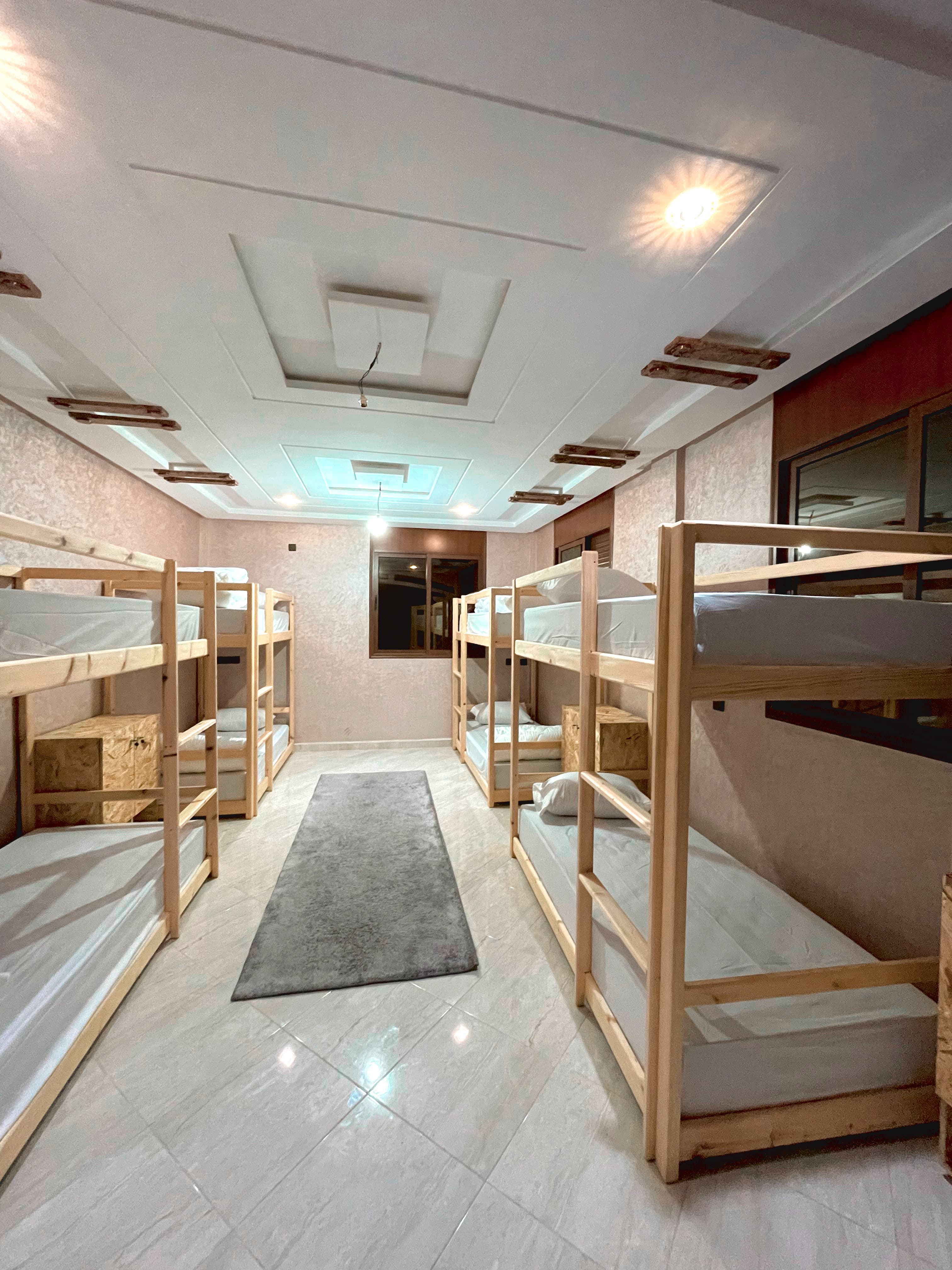 Shared Surf Room